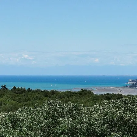 Vista Mare Daire Kaštel